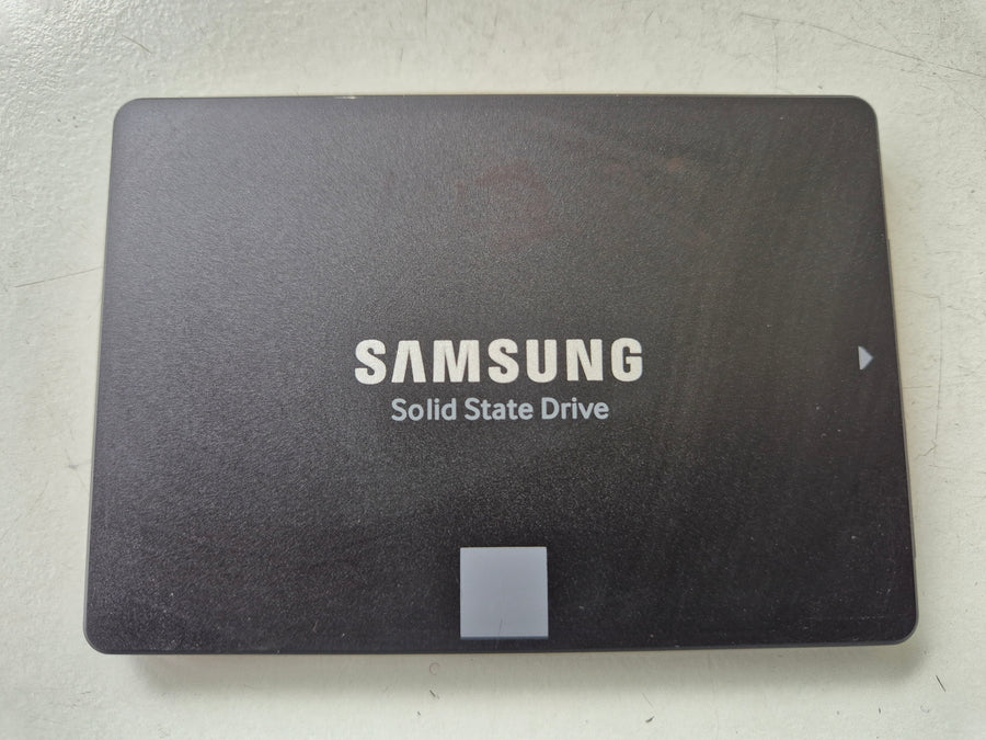 Samsung 850 EVO 250GB TLC SATA 2.5in Internal SSD ( MZ7LN250 MZ-75E250 ) REF