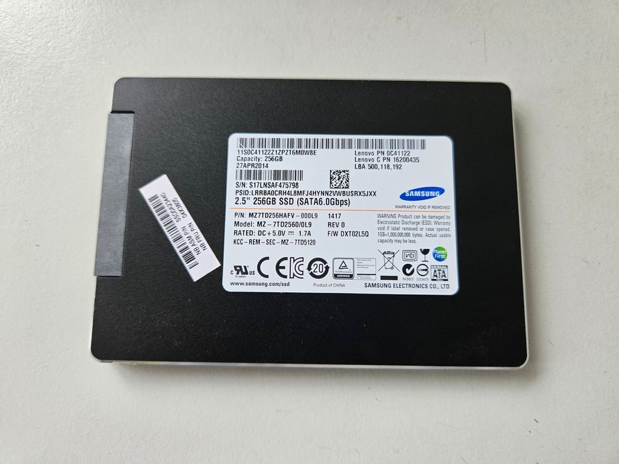 Samsung Lenovo 256GB SATA 7mm 2.5" SSD ( MZ-7TD2560/0L9 MZ7TD256HAFV-000L9 0C41122 16200435 ) REF