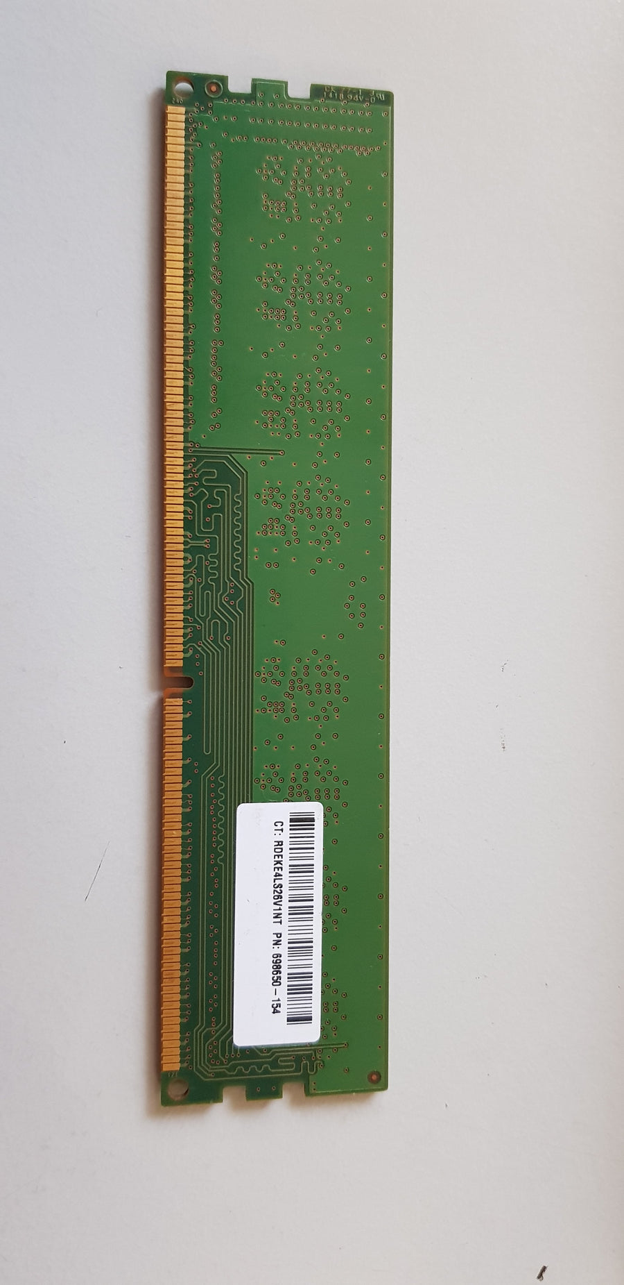 Samsung HP 4GB PC3-12800 DDR3-1600MHz non-ECC Unbuffered CL11 240-Pin DIMM ( M378B5173DB0-CK0 698650-154 ) REF