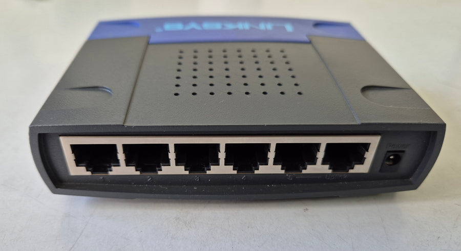 Linksys 5port 10/100 Workgroup Switch Ver.3 WITH PSU ( EZXS55W ) REF