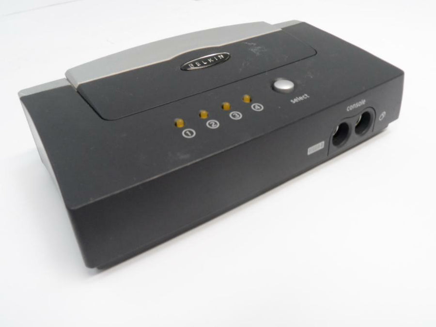 Belkin OmniView E Series 4-Port PS/2 KVM Switch ( F1DB104P ) USED