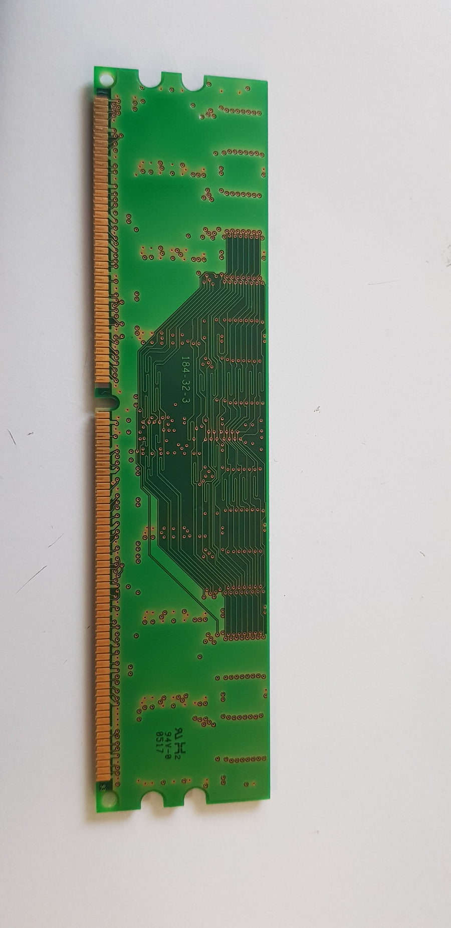 Infineon 512MB PC3200 DDR-400MHz non-ECC Unbuffered CL3 184-Pin DIMM ( HYS64D64300HU-5-B ) REF