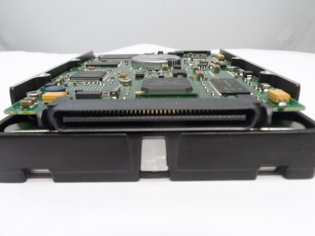 PR16996_9T4006-028_Seagate / Dell 18.4GB 3.5" HDD - Image4
