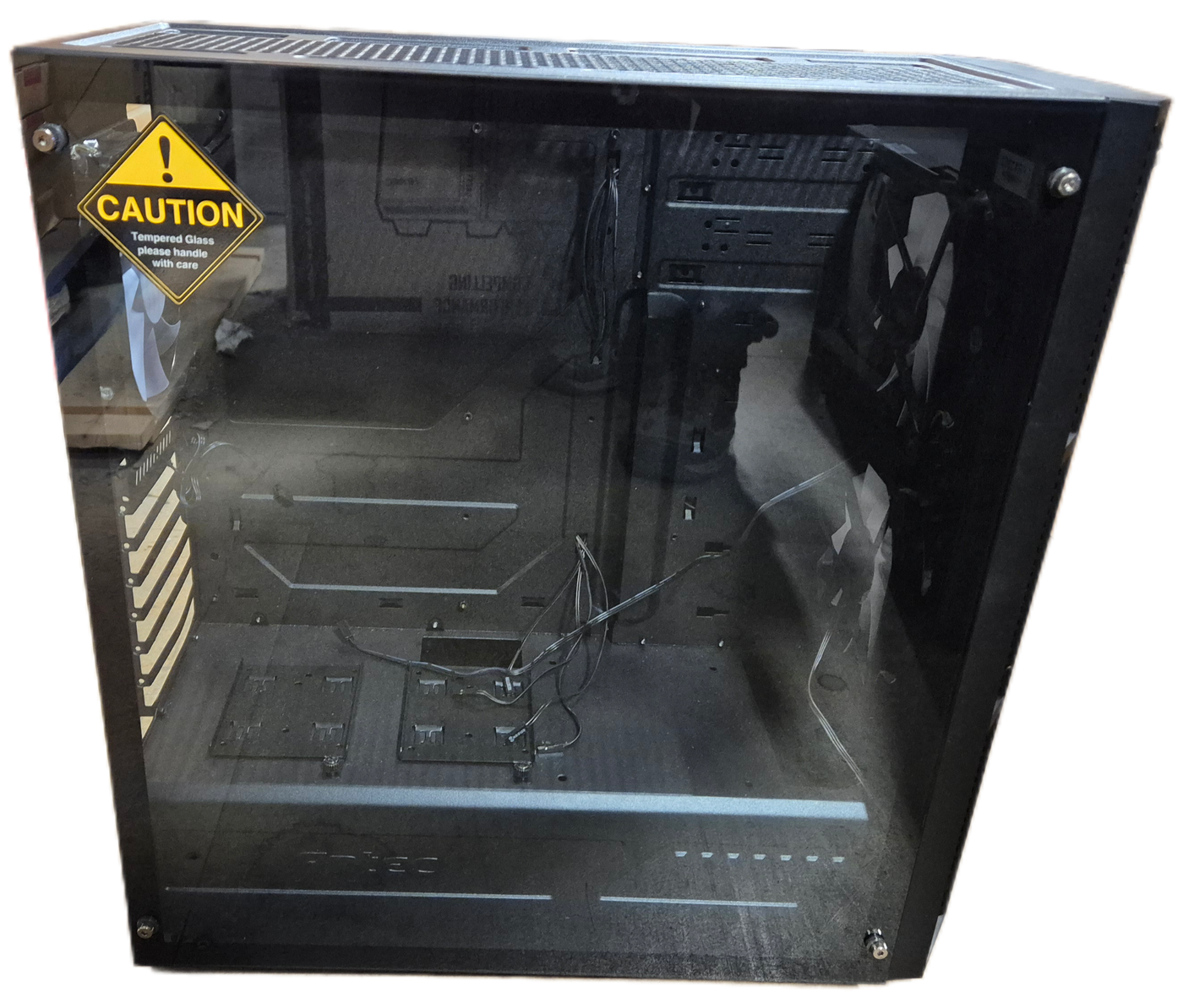 Antec P8 Mid Tower Gaming Cabinet - 3 x 120mm Fans Preinstalled USED