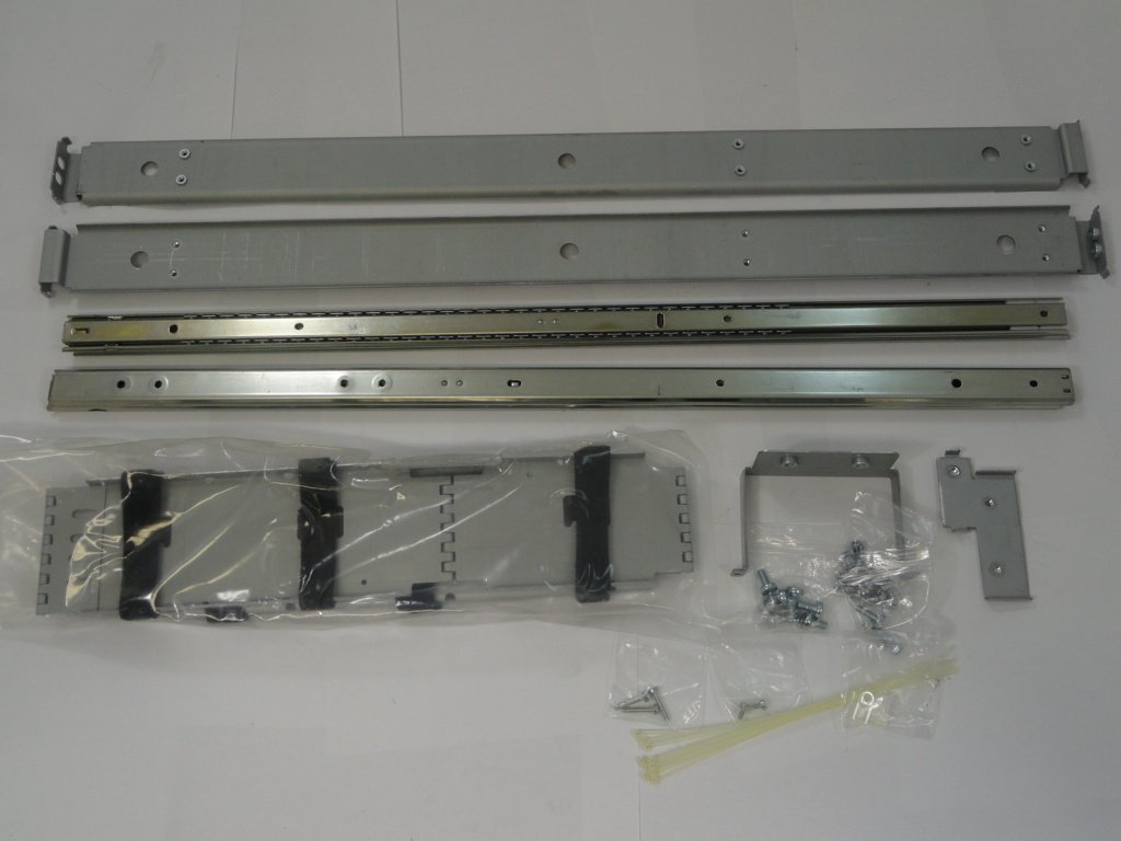PR13610_163737-018_Compaq Proliant 1850r Sliding Rail Kit - Image5