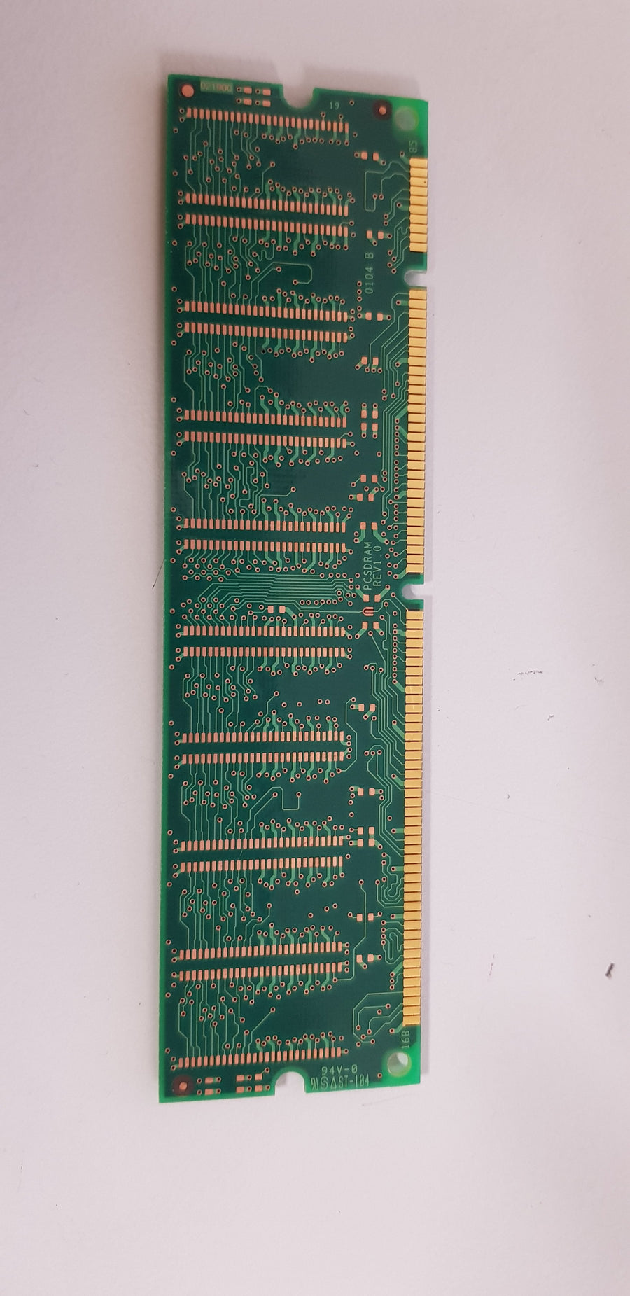 Micron 128MB SD-RAM 168-pin ECC PC-100 CL2 100 MHz DIMM (MT9LSDT1672AG-10EB1)