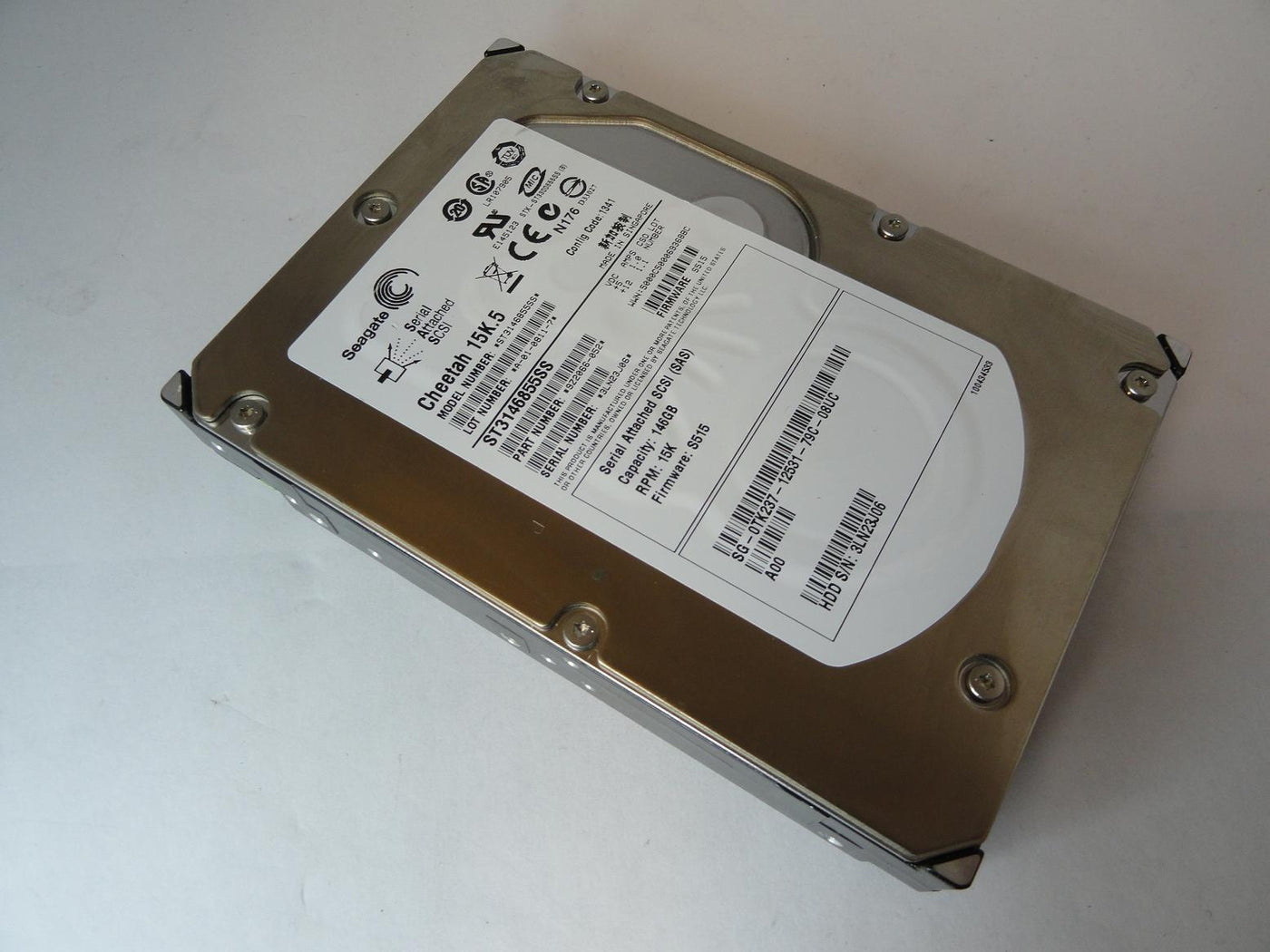 PR23075_9Z2066-052_Seagate Dell 146Gb SAS 15Krpm 3.5in HDD - Image3