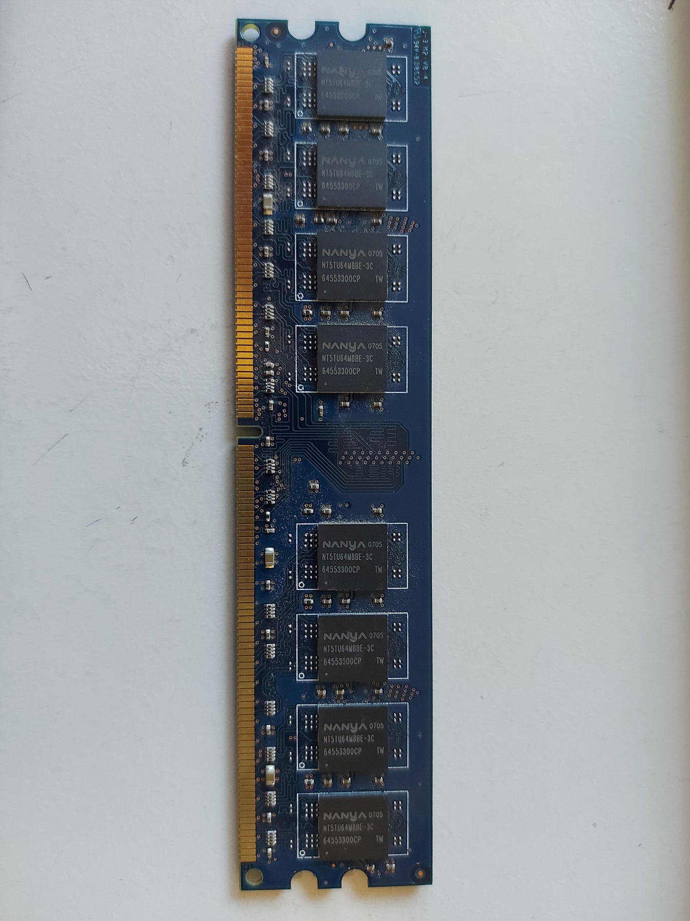 Nanya 1GB PC2-5300 DDR2-667MHz nonECC Unbuffered CL5 240P DIMM NT1GT64U8HB0BY-3C