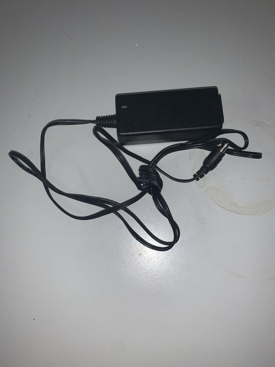 ASIAN POWER DEVICES ADAPTER 12V 2.5A REV A (770375-31L DA-30E12 USED)