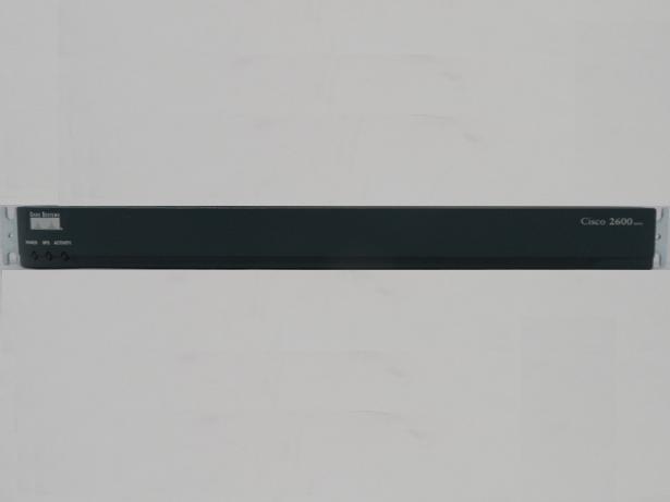 Cisco 2600 Series Router ( 47-5584-03 2600 CNM3E50BRA    Cisco )