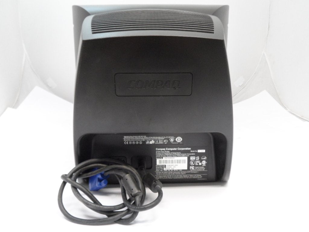 PR11186_7500_Compaq 7500 17"CRT Monitor - Image4
