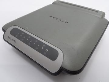 Belkin F5D5131-8 8-Port Network Switch ( F5D5131-8 F5D5131-8    Belkin )