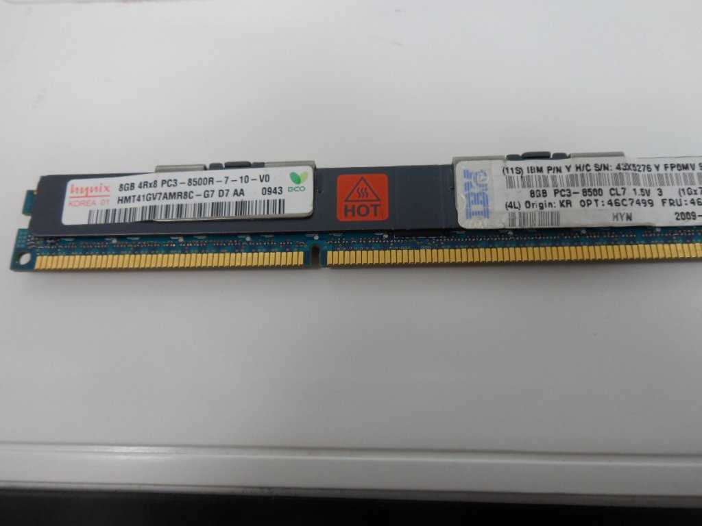 Hynix 8Gb Low profile Dimm ( HMT41GV7AMR8C-G7 D7 43X5276 46C7499 46C7504 ) REF 