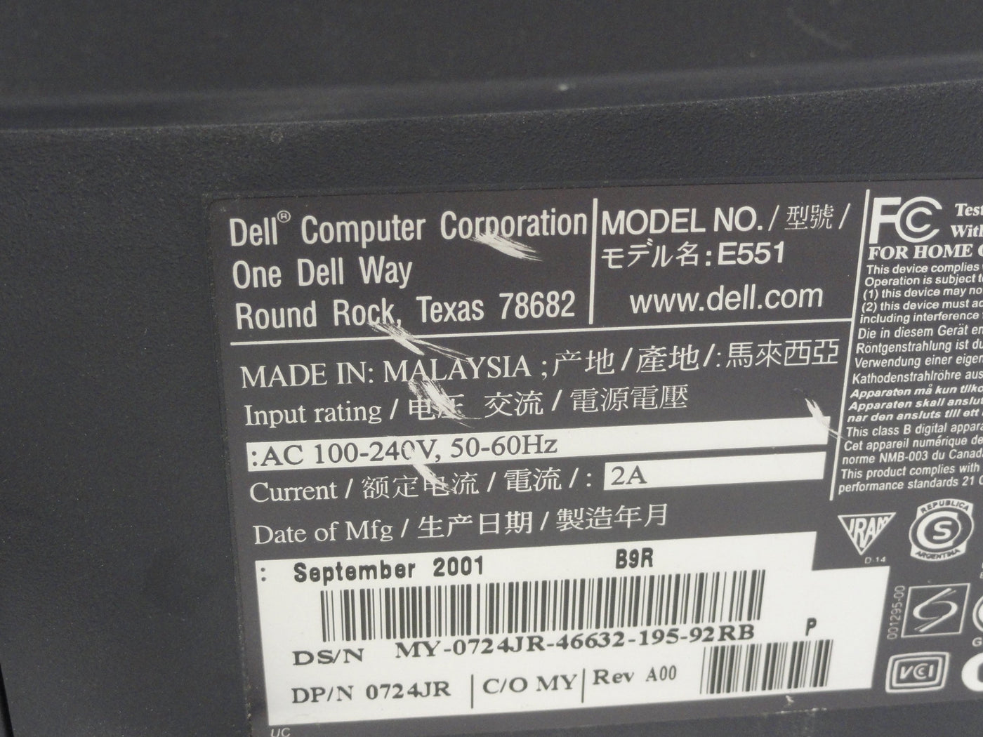 PR02264_E551_Dell 15" CRT Monitor - Black - 1024x768 - 60Hz - 0 - Image4