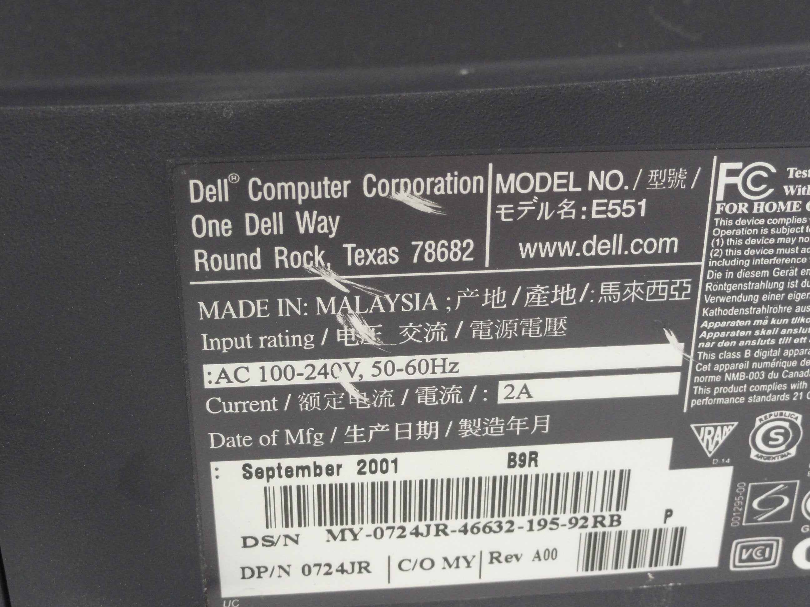 PR02264_E551_Dell 15" CRT Monitor - Black - 1024x768 - 60Hz - 0 - Image4