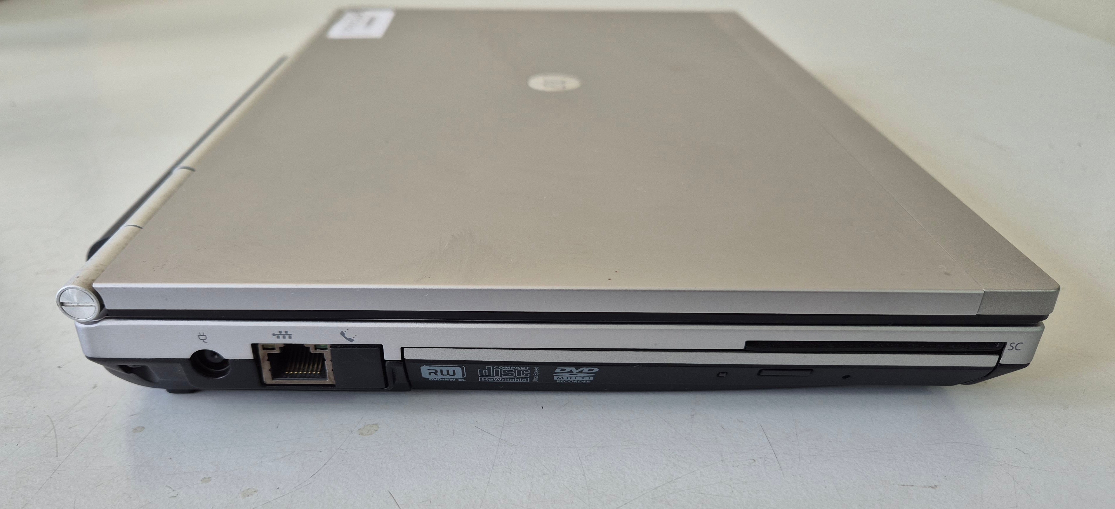 HP EliteBook 2560p 320GB HDD i5-2410M 2.3GHz 4GB RAM DVD Win7Pro 12.5" USED - battery poor