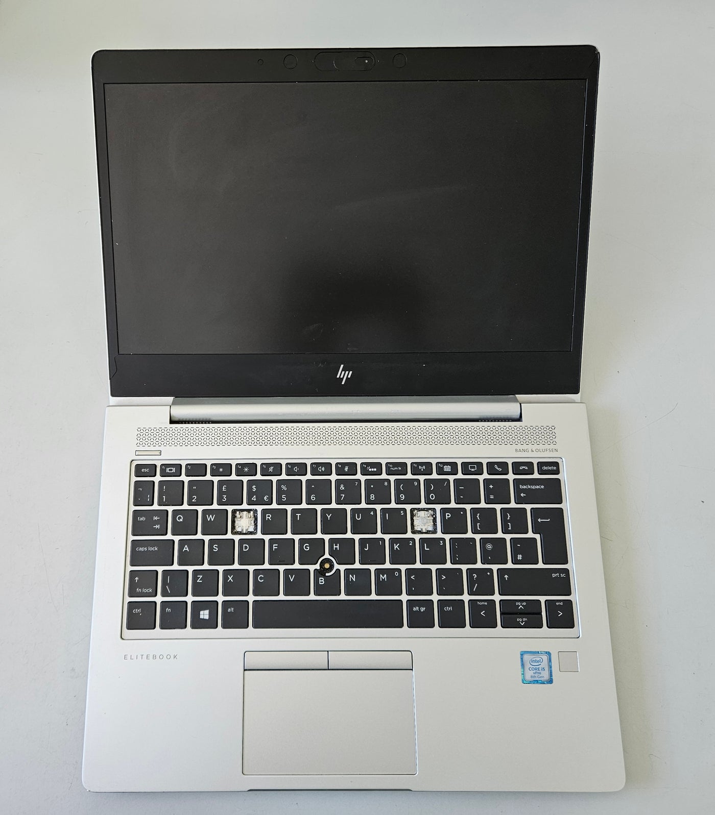 HP EliteBook 830 G5 250GB SSD 8GB i5-8350U Linux Mint 21.3 DAMAGED Keyboard ( 3KA31AW#ABU ) USED Grade C