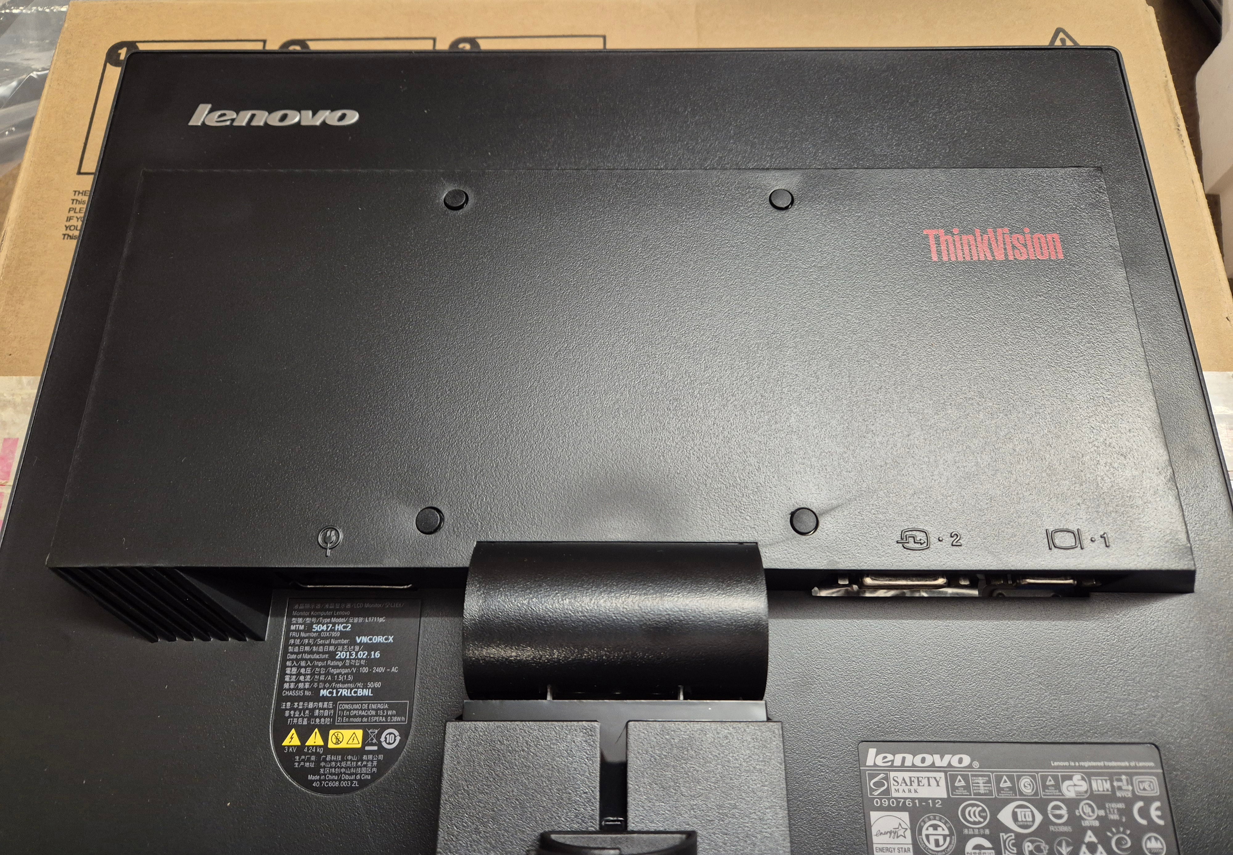 Lenovo ThinkVision LT1712p 17" LCD Flat Panel Monitor ( L1711pC 5047-HC2 03X7959 ) USED