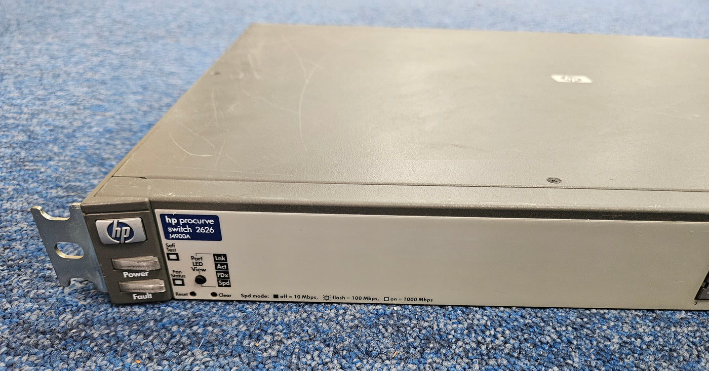 HP Procurve 2626 24-Port Managed Fast Ethernet Switch ( J4900A ) USED