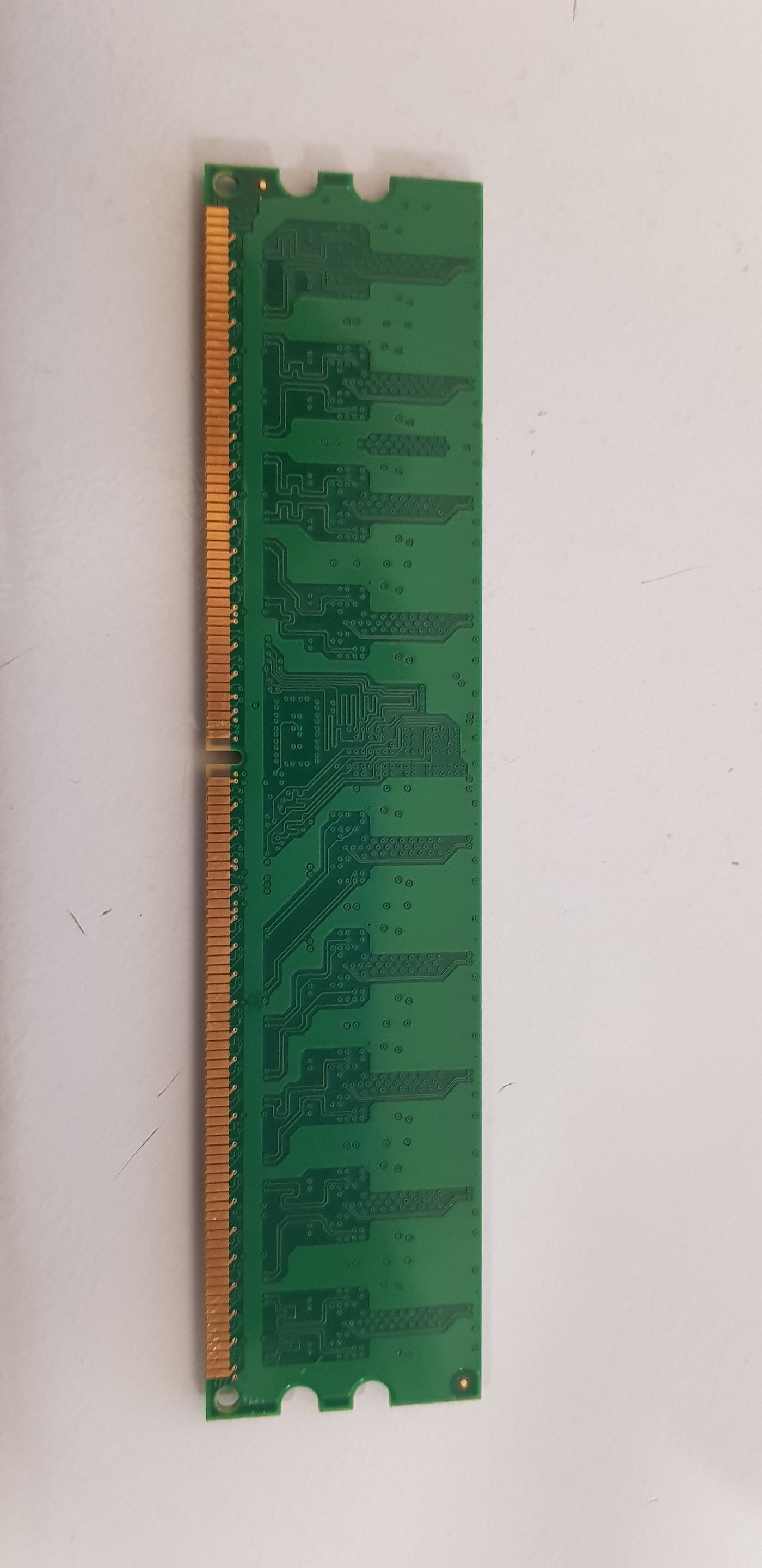 Unigen 512MB PC2-3200 DDR2-400 ECC Unbuffered CL3 240-P DIMM UG64T7200L8DR-4AREF