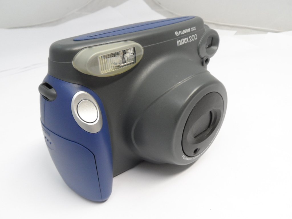 Fujifilm Instax 200 Point And Shoot FILM Camera ( Instax 200 USED )