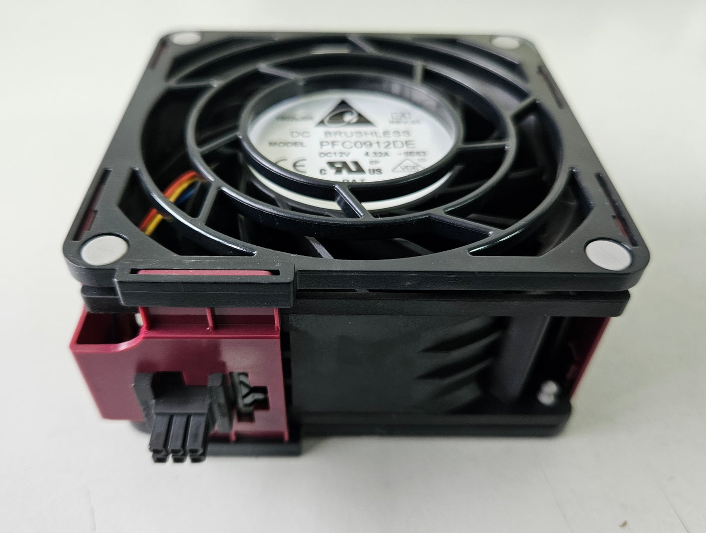 Delta Electronics HP DC12V 4.32A 90mm DC Brushless Fan ( PFC0912DE 492120-002 ) USED