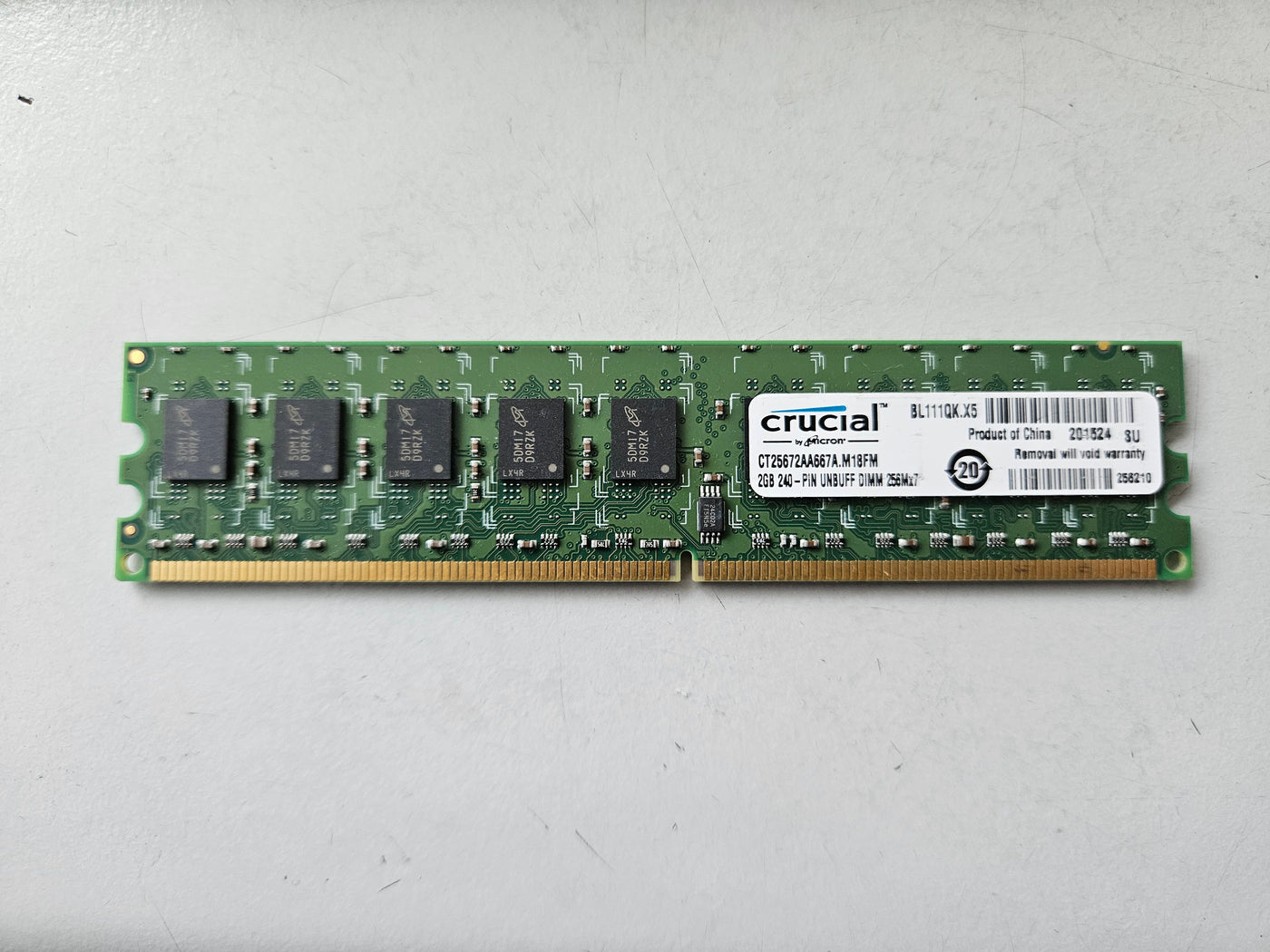 Crucial 2GB DDR2 PC5300 667MHz 240Pin DIMM ( CT25672AA667A.M18FM ) REF