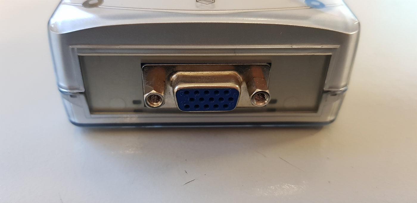 Lindy Computer CPU Switch Lite USB 2.0 2 Port NO LEADS ( 32825 32825 )