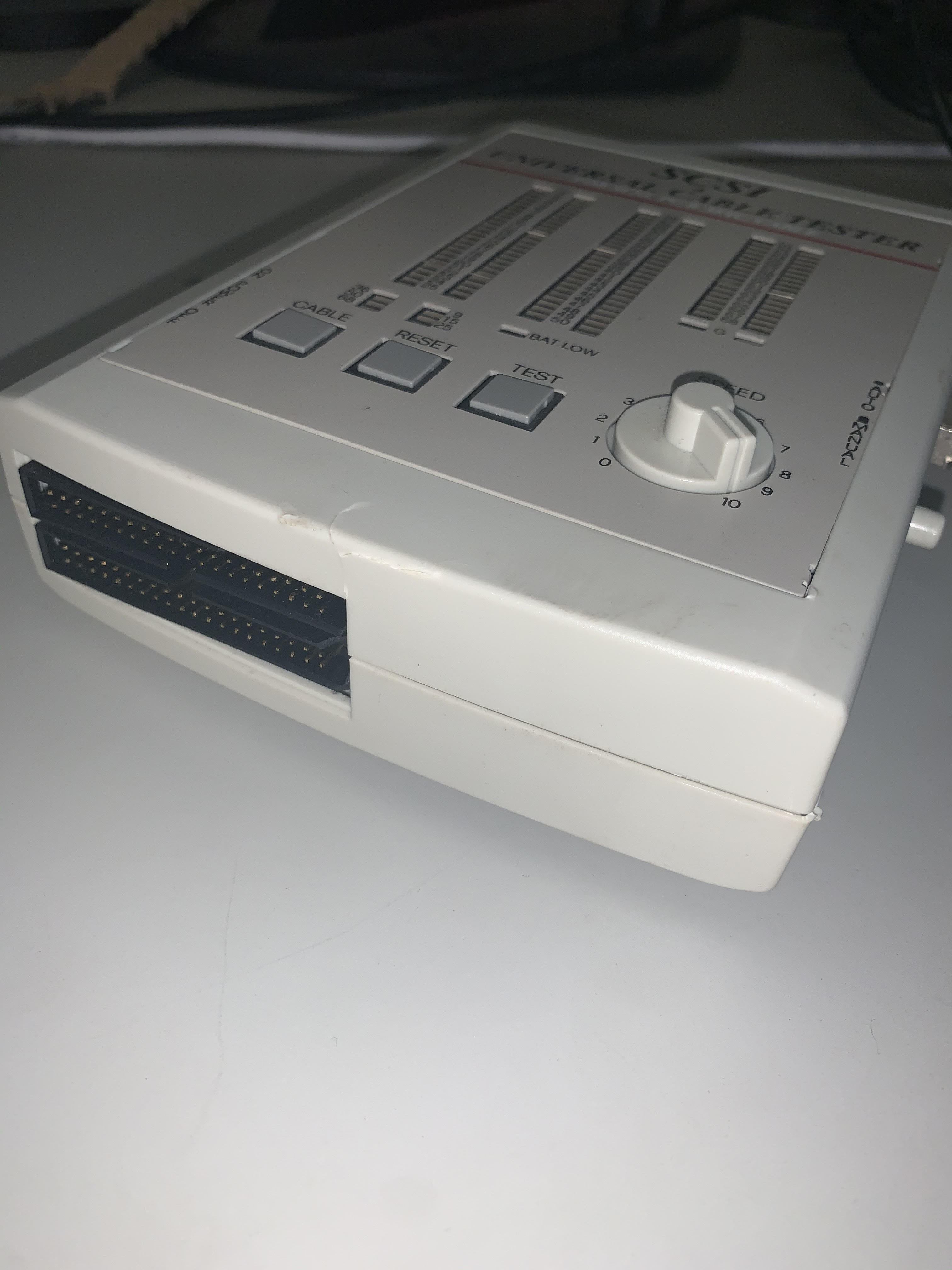 SCSI & Universal Cable Tester W/ User manual (CT-09-04 NEW)