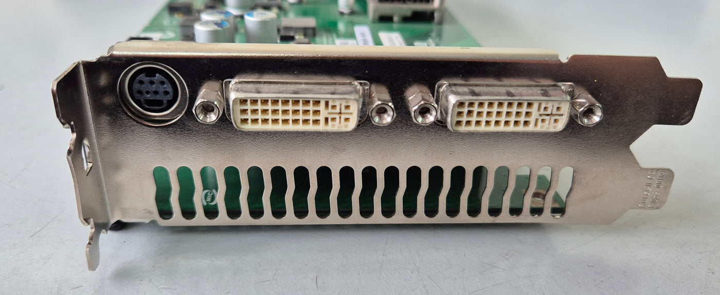 Gigabyte nVidia GeForce 7950 GX2 Graphics Card 1GB GDDR3 PCIe x16 ( GV-3D1-7950-RH ) USED