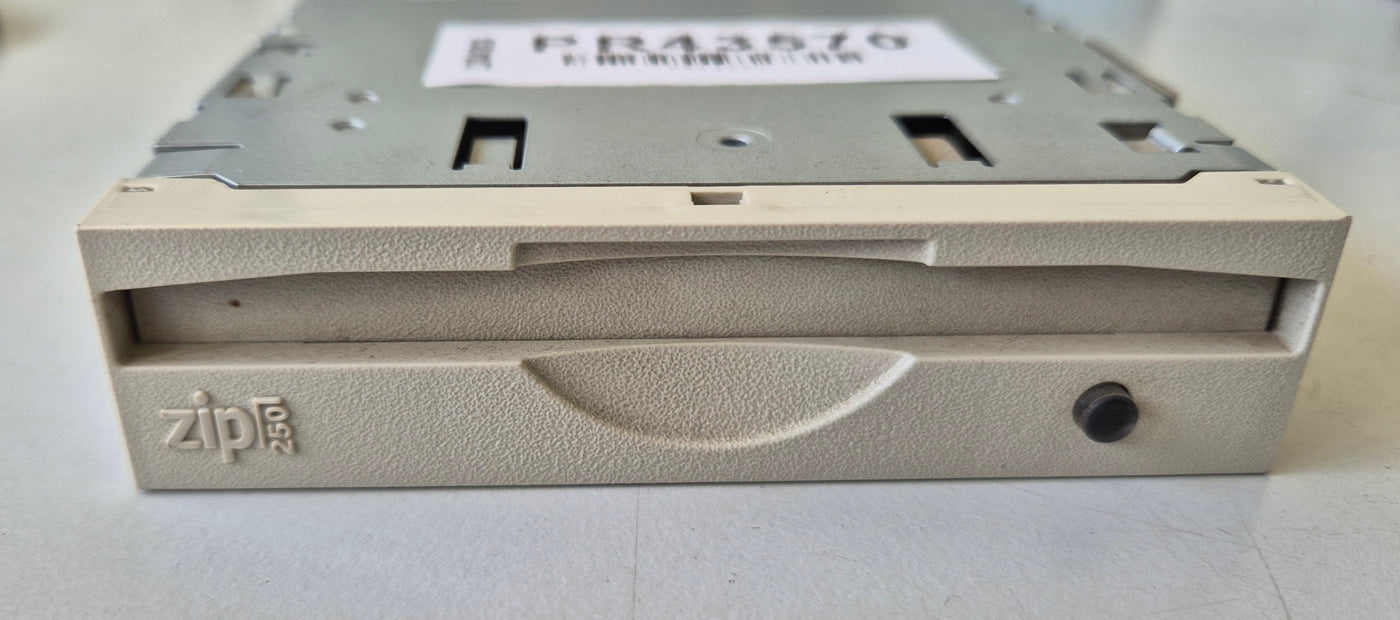 Iomega 250MB Internal IDE Zip Drive ( Z250ATAPI ) USED