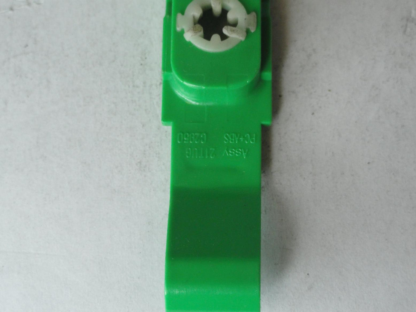 PR01282_21TUG_Dell 3.5in HDD Mounting Rail - Image3