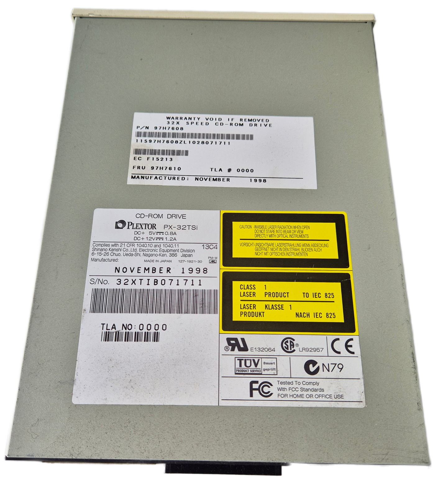 Plextor IBM PX-32TSi 32x SCSI 50Pin CD-ROM Drive ( 97H7608 97H7610 ) USED