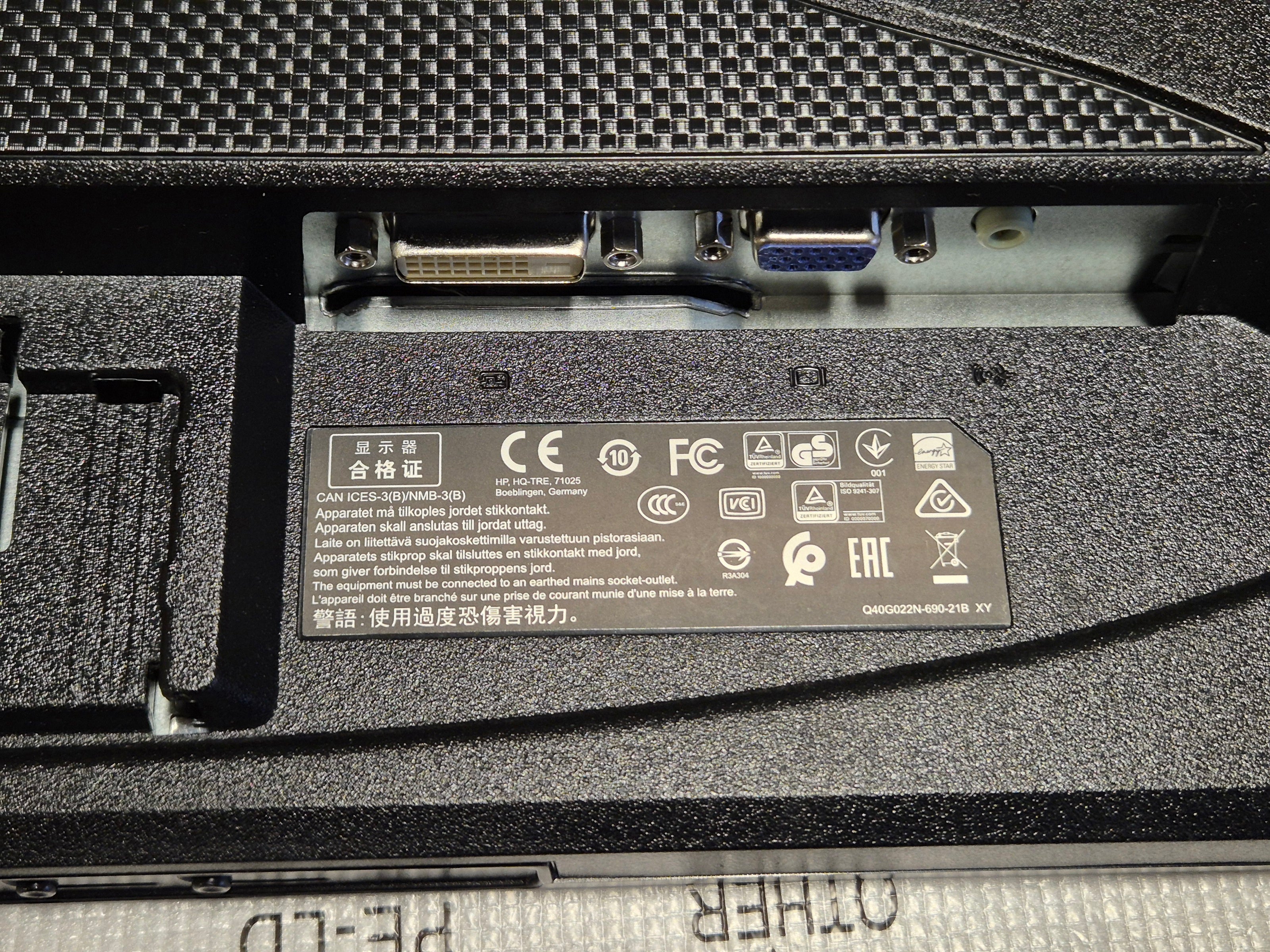 HP V213a 20.7-inch LED Monitor - NO STAND SCREEN ONLY ( W3L13AA HSTND-9101-A ) USED