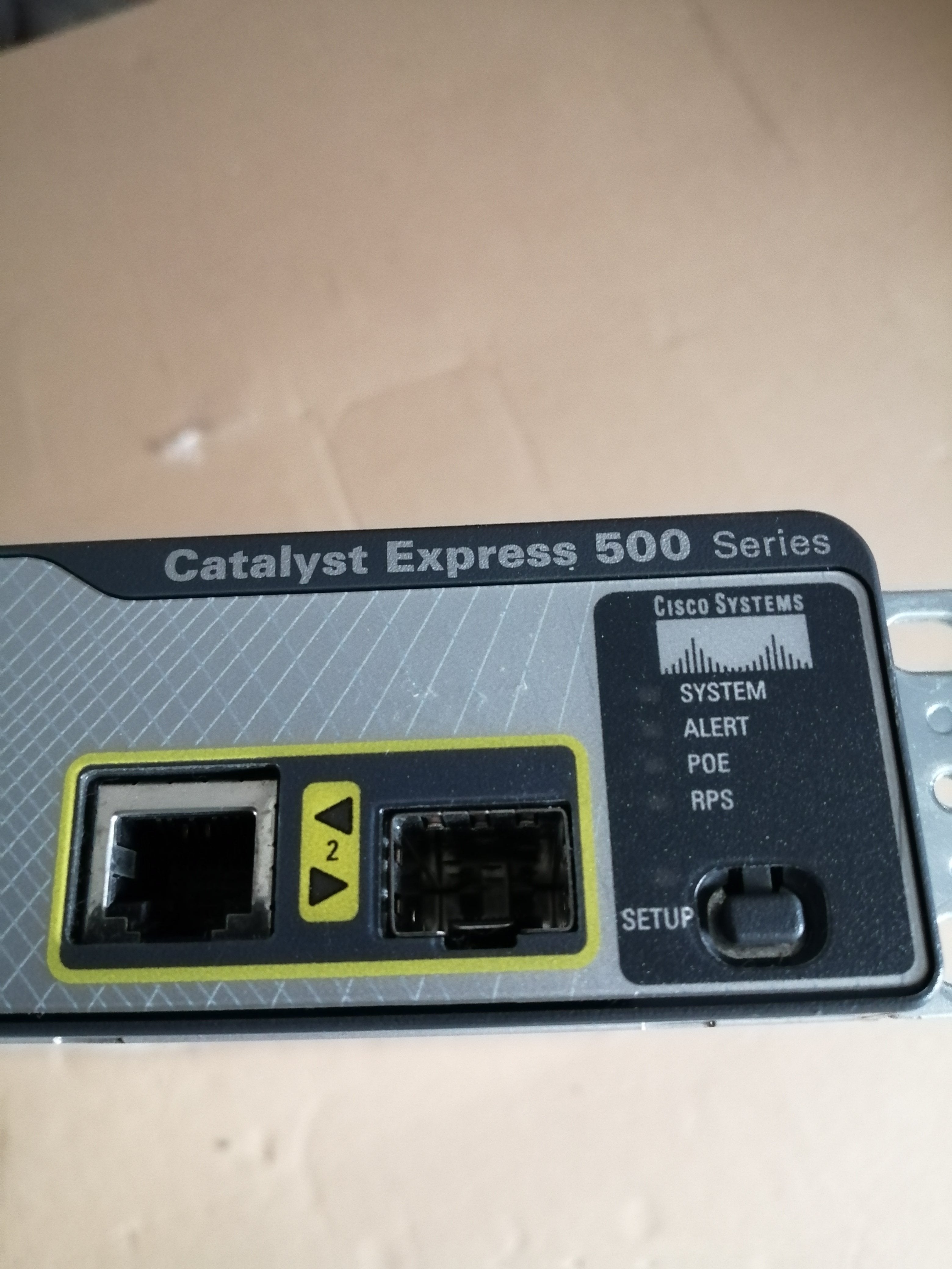 CISCO CATALYST EXPRESS 24 PORT SWITCH  (WS-CE500-24PC V02 USED )