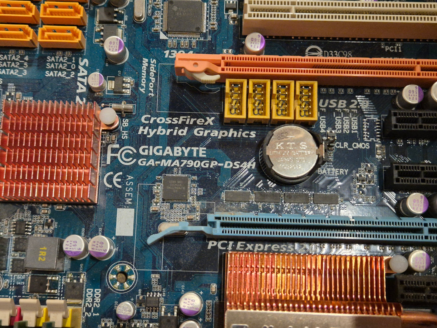 GigaByte AMD Quad Core AMD Phenom X4 8GB RAM Motherboard ( GA-MA790GP-DS4H ) USED