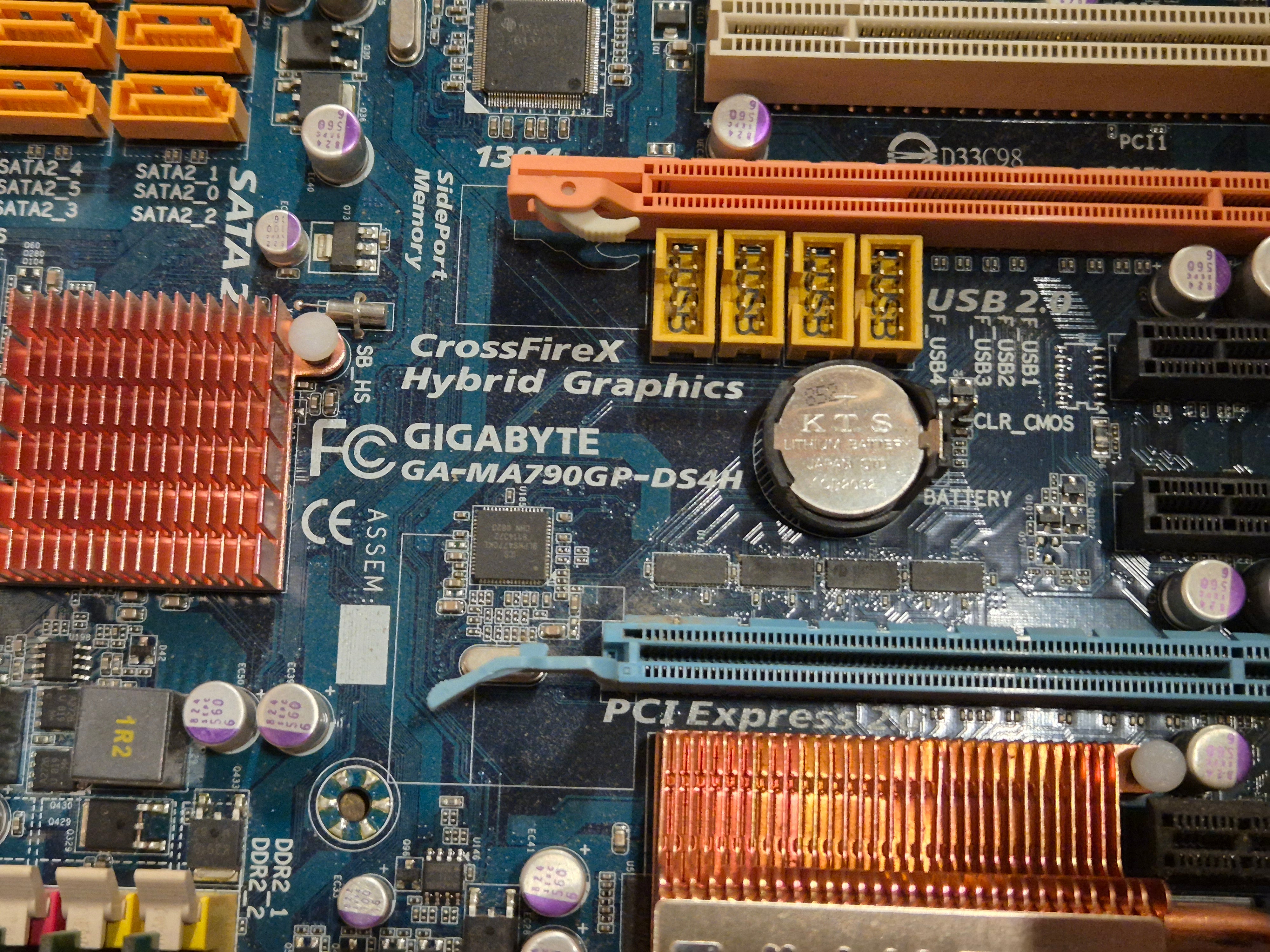 GigaByte AMD Quad Core AMD Phenom X4 8GB RAM Motherboard ( GA-MA790GP-DS4H ) USED