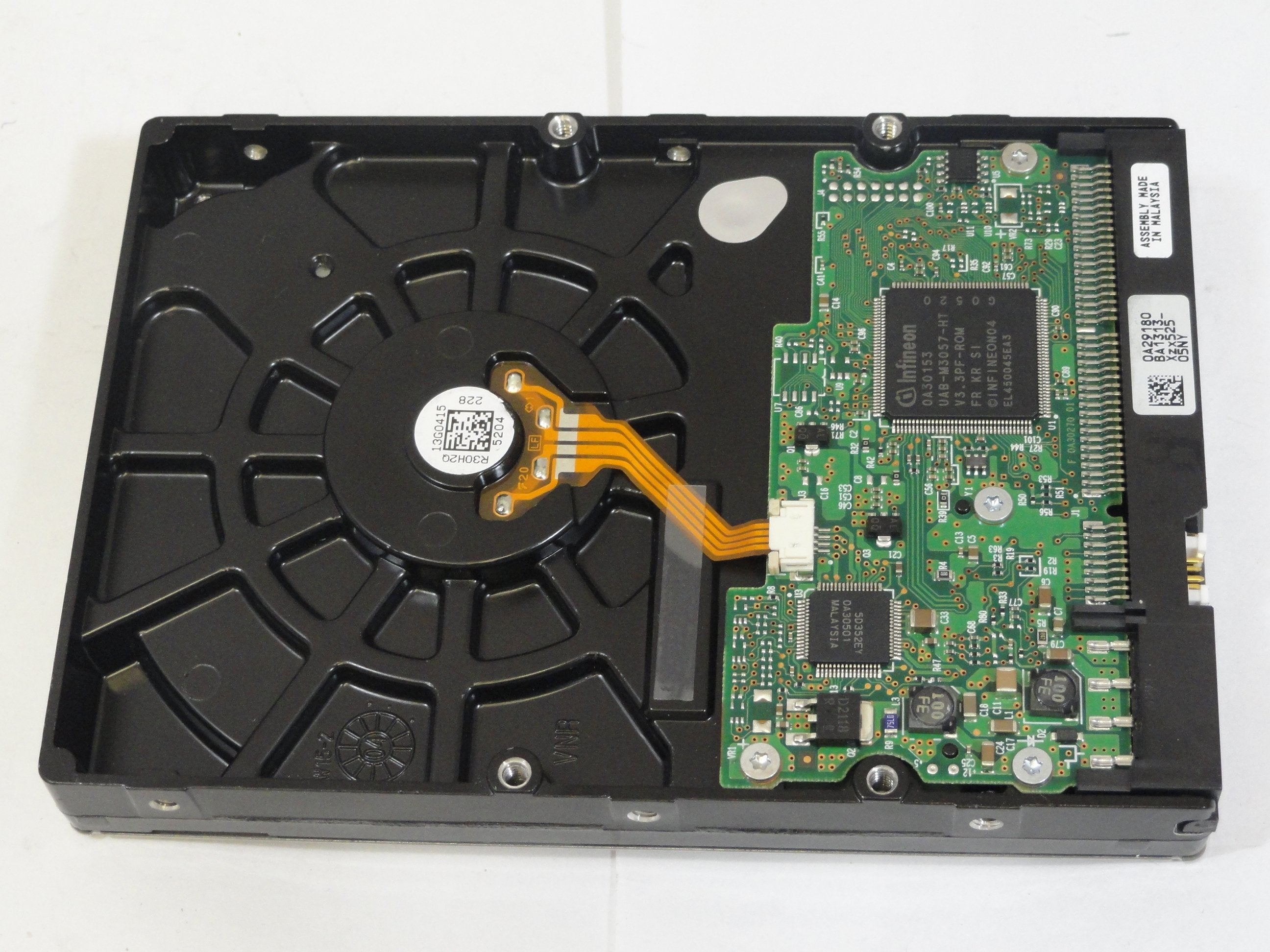 Hitachi 40GB IDE 7200rpm 3.5in HDD ( 0A33073 HDS728040PLAT20 ) REF