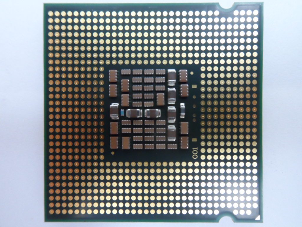 PR19880_SL9QQ_Intel Pentium D SL9QQ 3.40GHz Processor - Image2