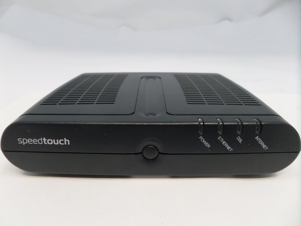 Thomson Speedtouch ST546 v6 Modem ( ST546 v6 DSLBA603NV EAA7    Thomson USED)