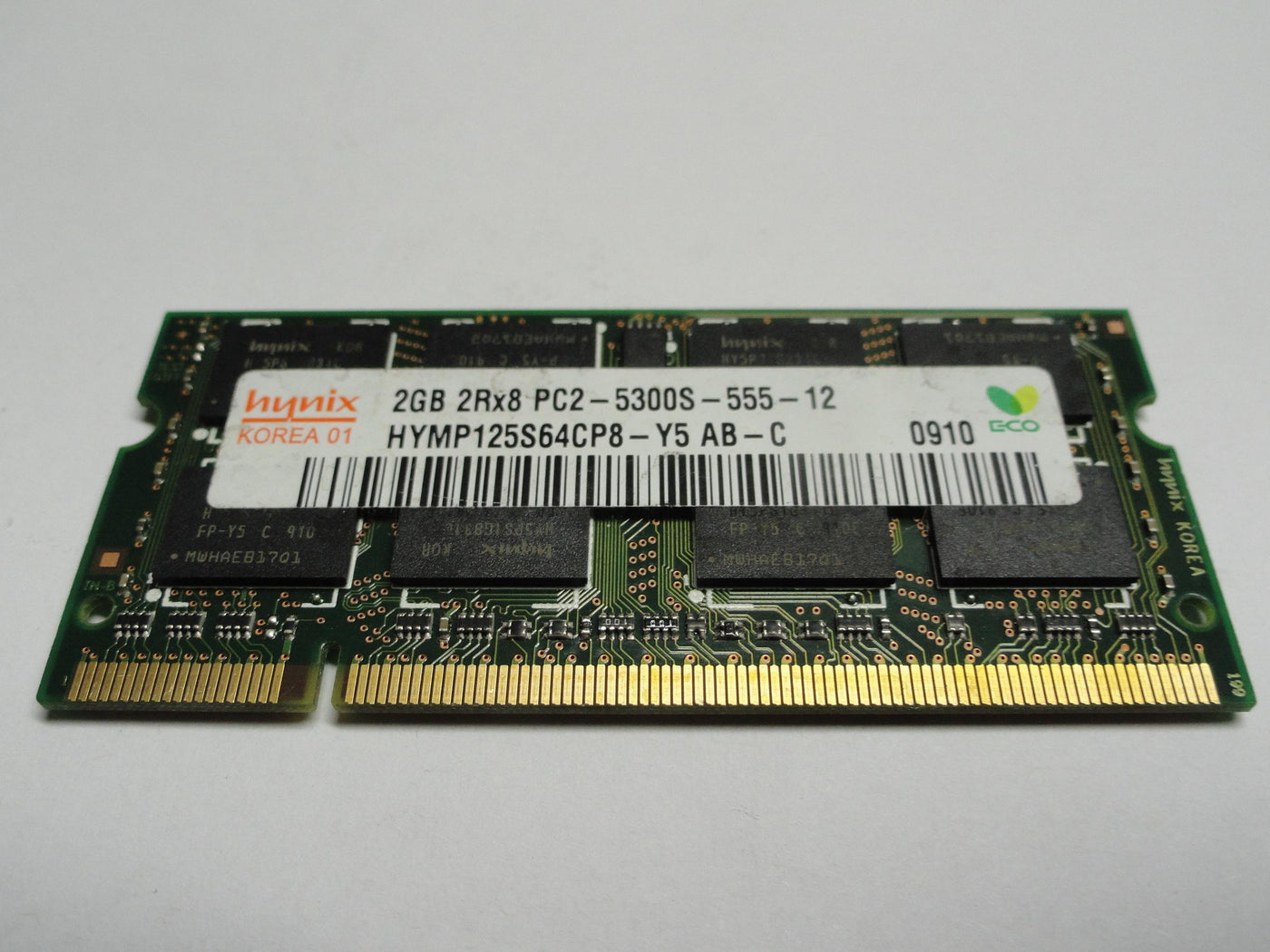 PC2-5300S-555-12 - Hynix 2Gb 200 Pin PC2-5300 CL5 DDR2-667 16c 128x8 2Rx8 1.8V SODIMM Mmeory Module - Refurbished