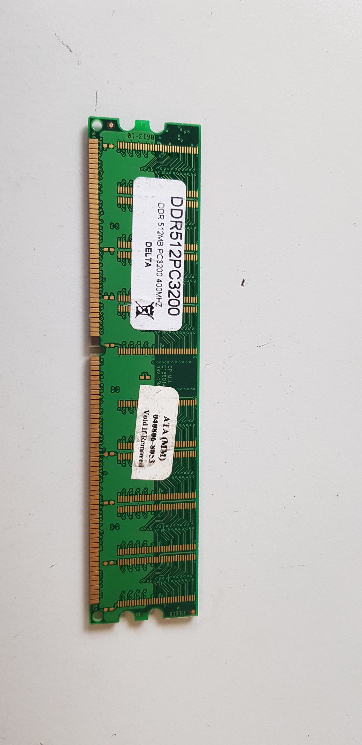 Delta 512MB RAM DDR PC-3200 DIMM Memory Module (DDR512PC3200)