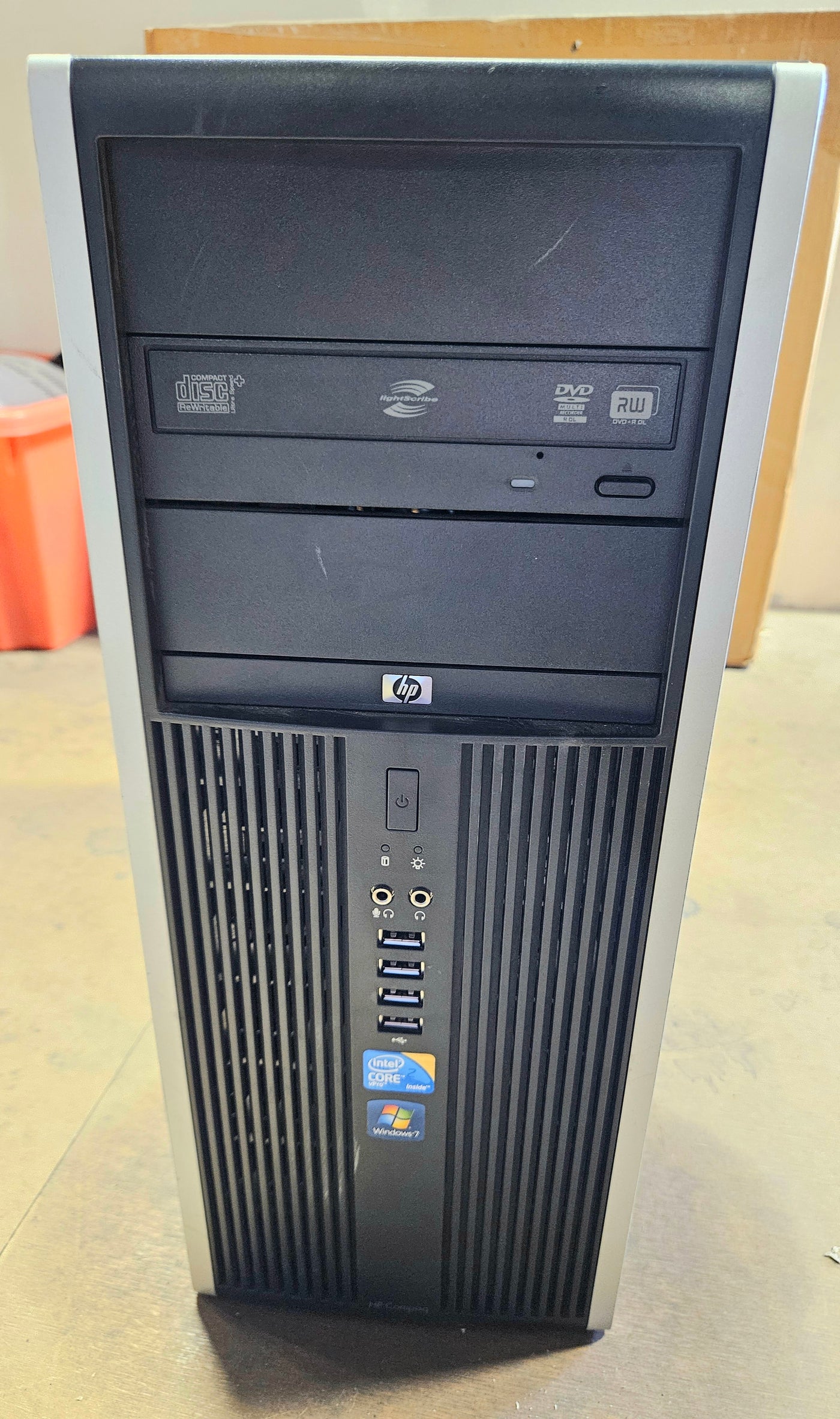 HP Compaq 8000 Elite Convertible MT PC 4GB RAM Core 2 NO HD NO OS ( AZ890AW#ABU ) SPR