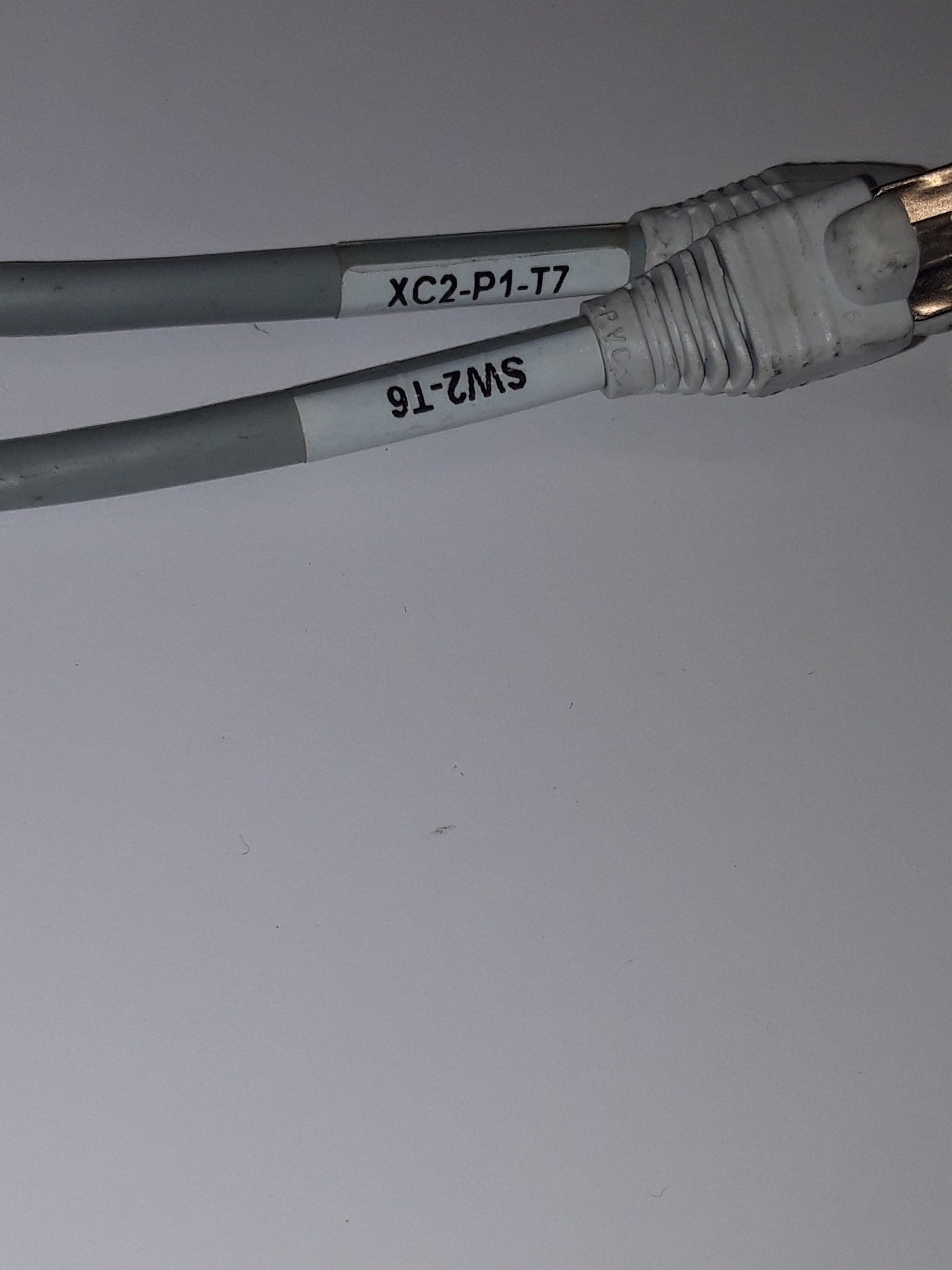 IBM Cable CEC 2 to Ethernet Grey 1.2m (22R0998 USED)