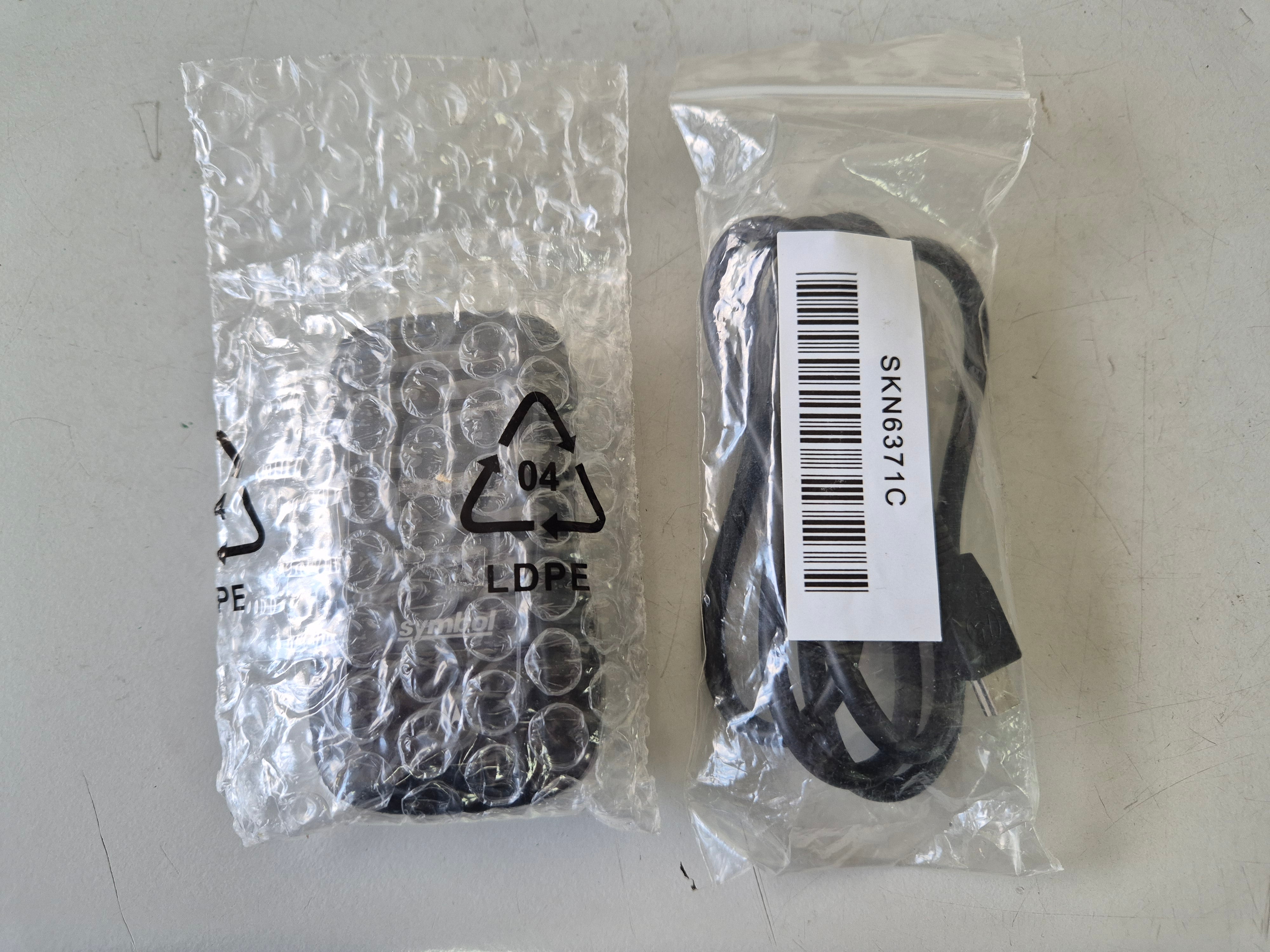 Motorola Symbol CS3070 Bluetooth Barcode Scanner ( CS3070-SR10007WW ) USED
