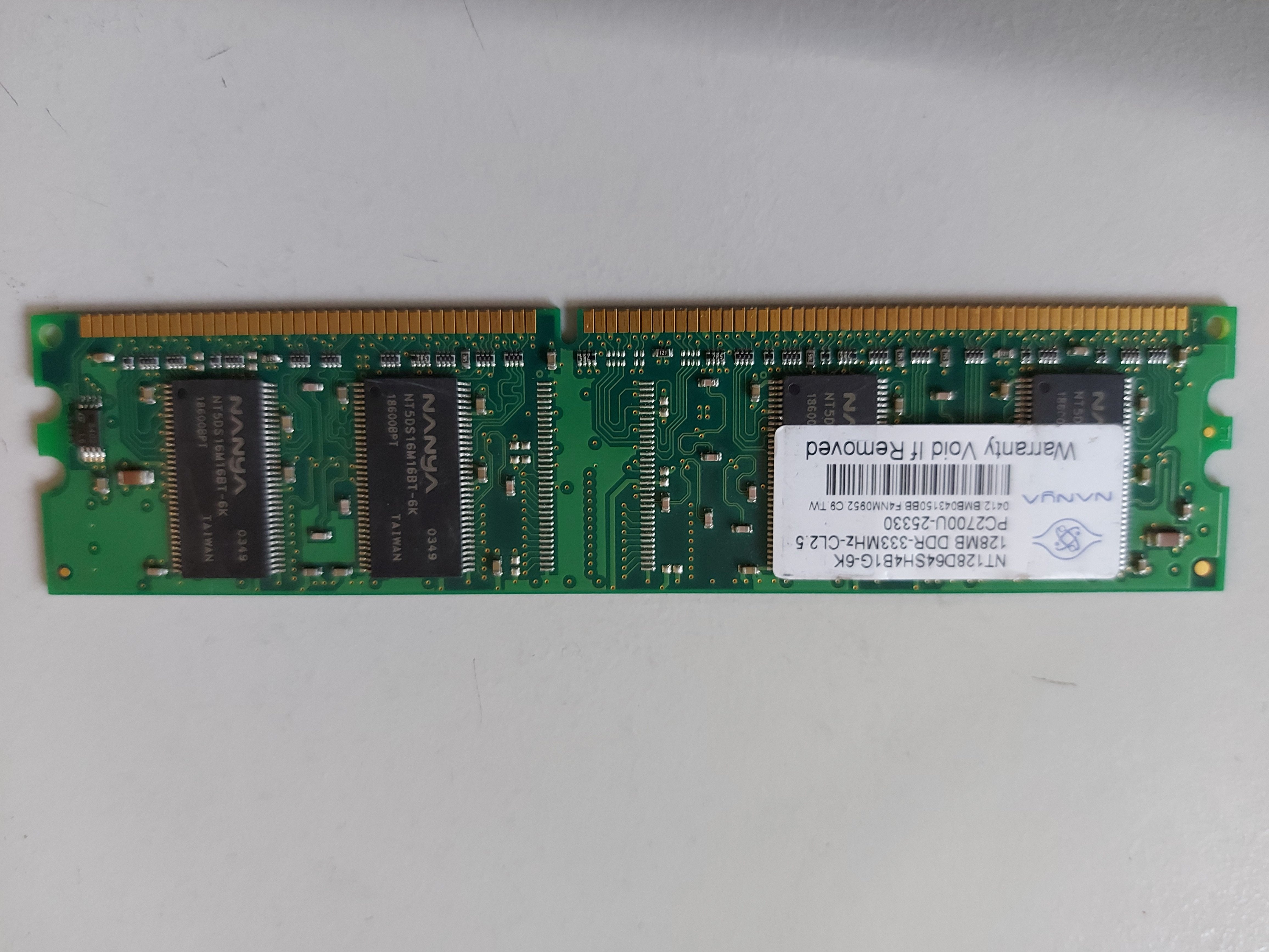 Nanya 128MB PC2700 DDR-333MHz non-ECC Unbuffered CL2.5 184-Pin DIMM NT128D64SH4B