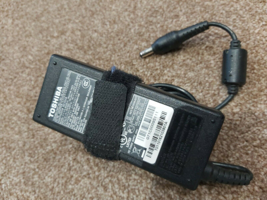 TOSHIBA Laptop Charger Satellite (PA3714E 1AC3 USED)