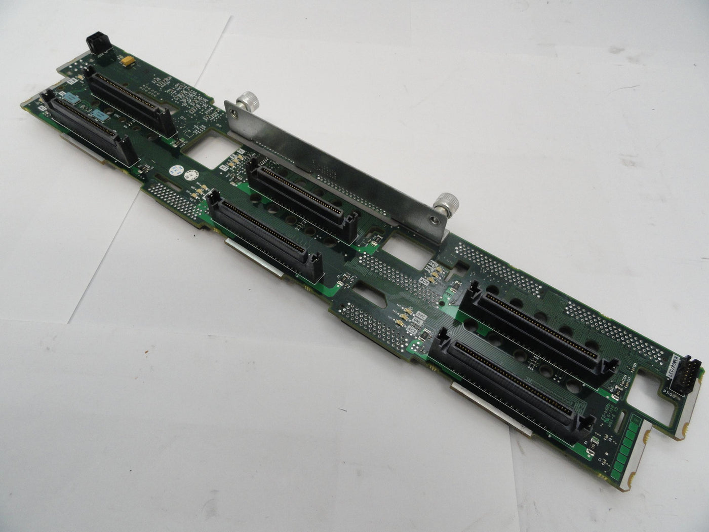 PR17127_359253-001_HP Six Bay SCSI 80 Pin Backplane and Media Board - Image3