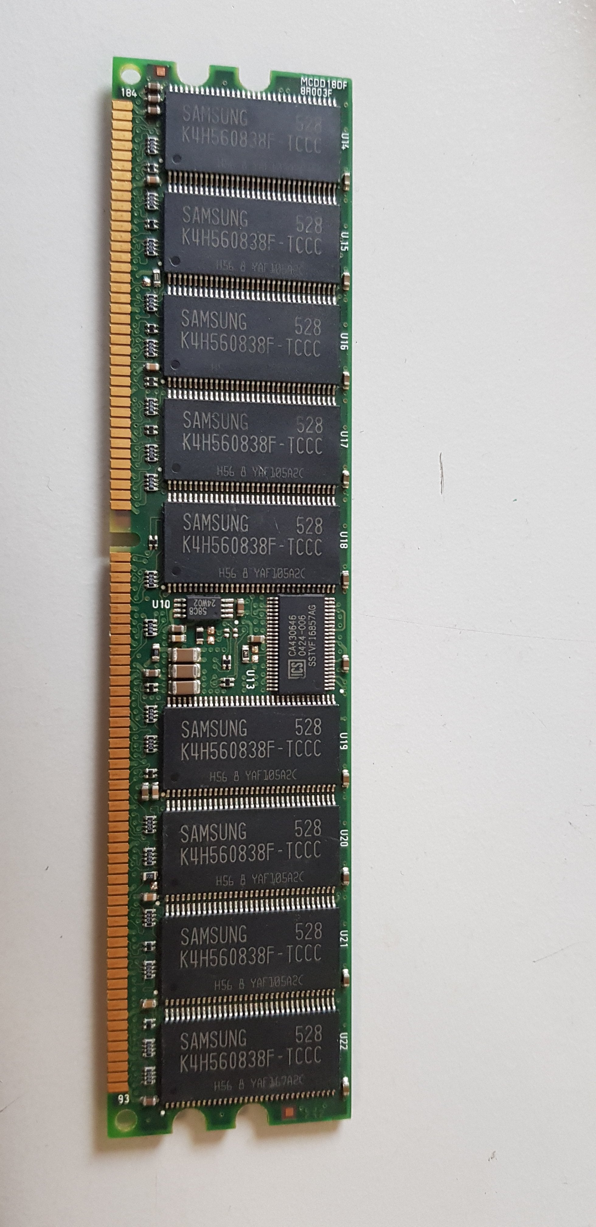 Ventura 512MB DDR Registered ECC PC-3200 400Mhz 2Rx8 DIMM Memory Module (D52BVQ42SV)