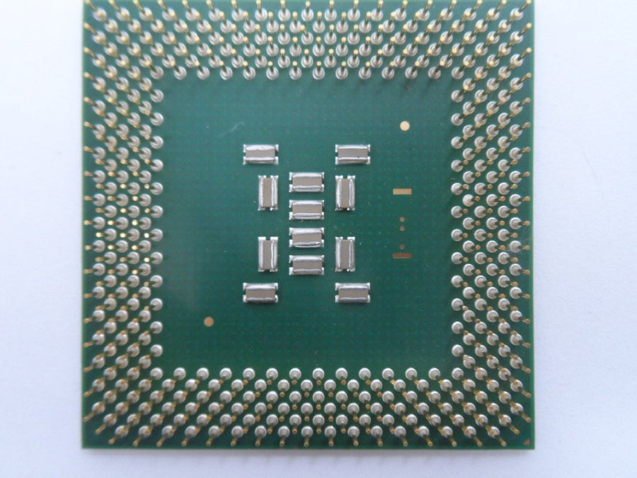SL3XW - Intel Pentium III Processor 667MHz 256K Cache 133MHz - Refurbished